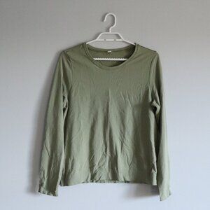 Women's Sz M Green Activewear Crewneck Stretch Long Sleeve T-Shirt Top